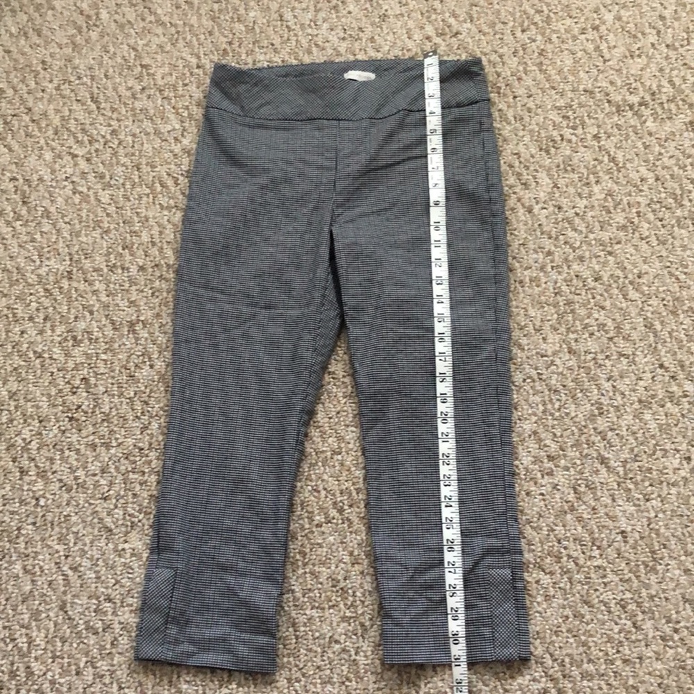 Van Heusen cropped pants
